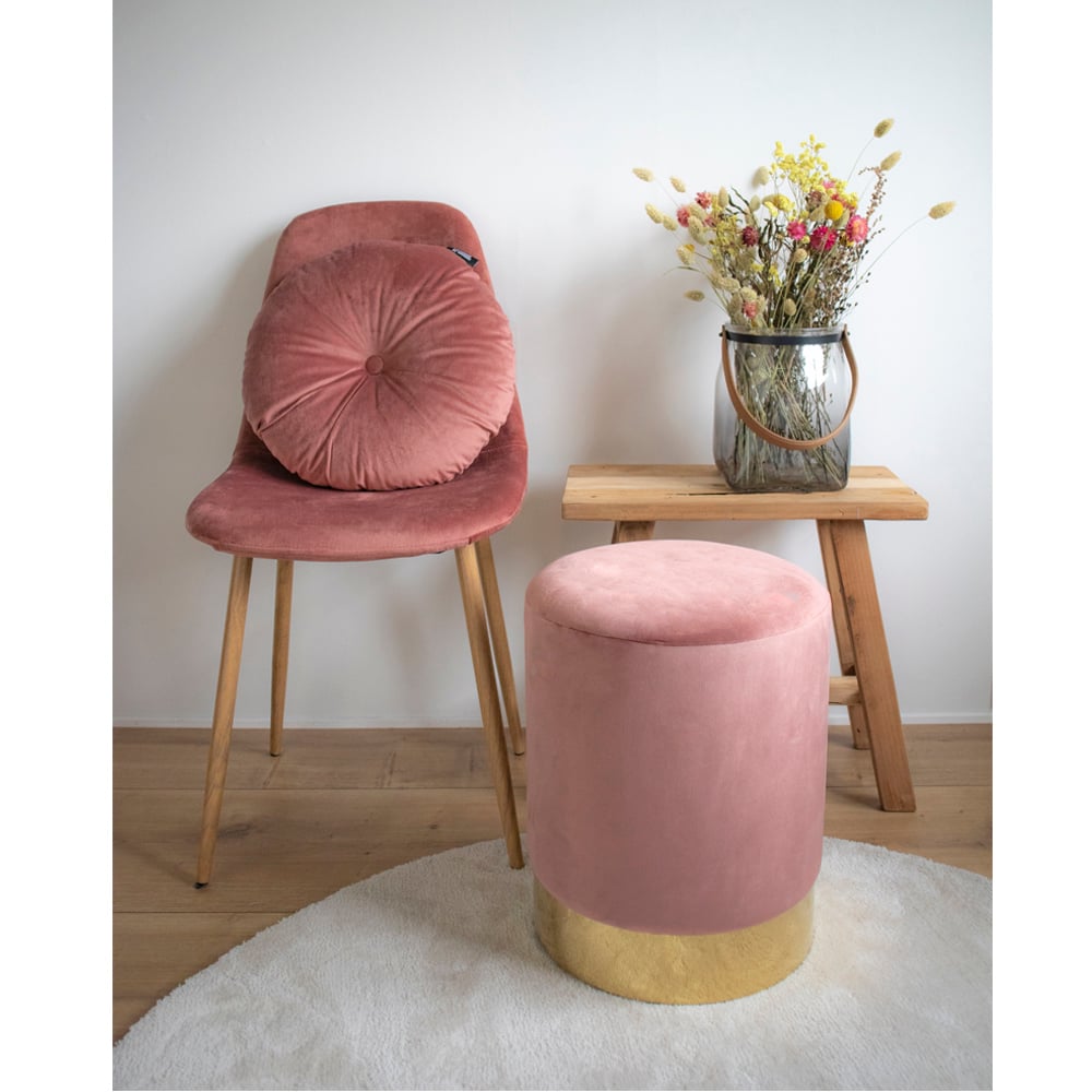 Pouf Gaby, Velours Rose & Acier gros plan
