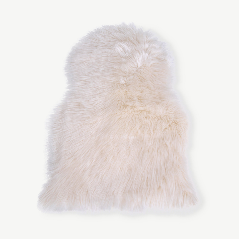 Peau d'agneau ibérique, ivoire, 50x85cm vue de face