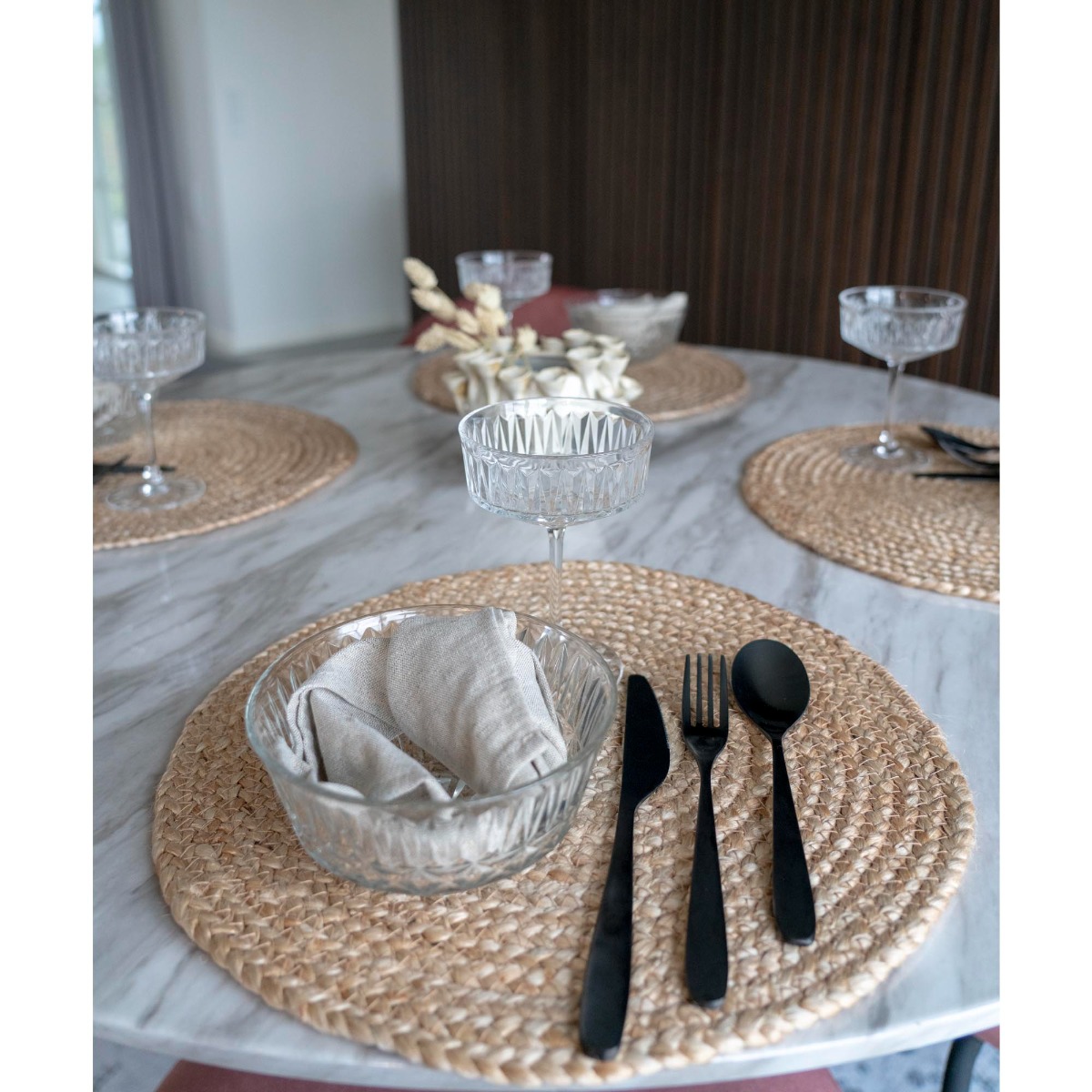 Mumbai Round Jute Placemat, Natural, Ø38cm, 4pcs image close up