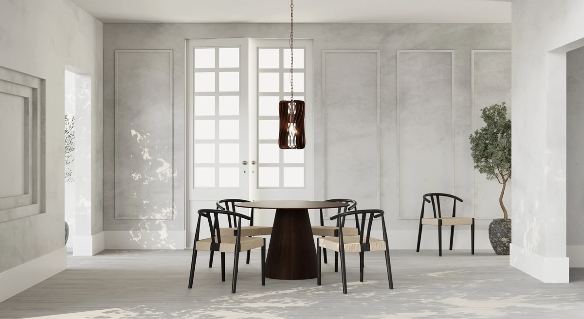 Woonkamer waarin Scandinavisch en japandi meubilair samenkomt in een coherente opstelling
